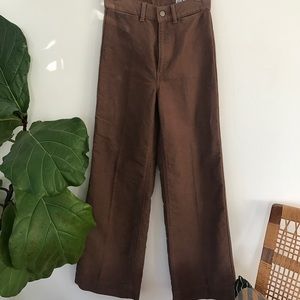 Uniqlo Jessi Kamm-inspired pants